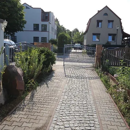 Lovely Hohen Neuendorf Exterior photo