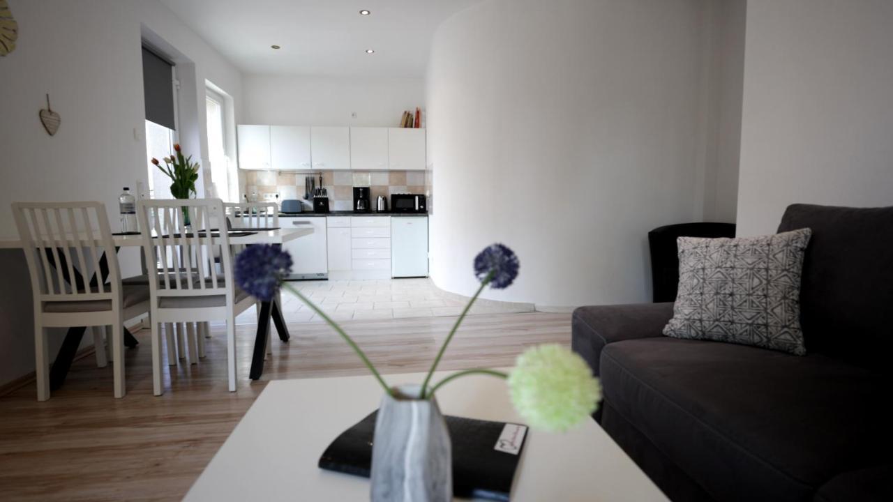 Apartment Lovely Hohen Neuendorf